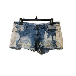 Vanilla Star Acid Wash Boho Tribal Embroidered Jean Shorts Size 7 Fringe Hem